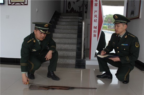 宁德甘棠边防派出所开展打黑恶·缉枪爆专项