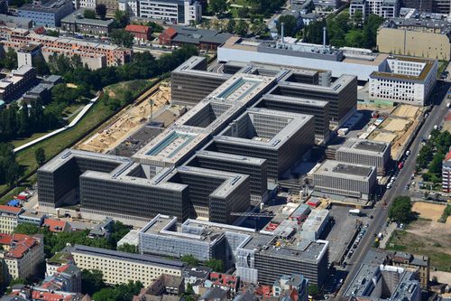 位于柏林市中心区正在建造中的德国联邦情报局新总部。图片来自德国之声网站