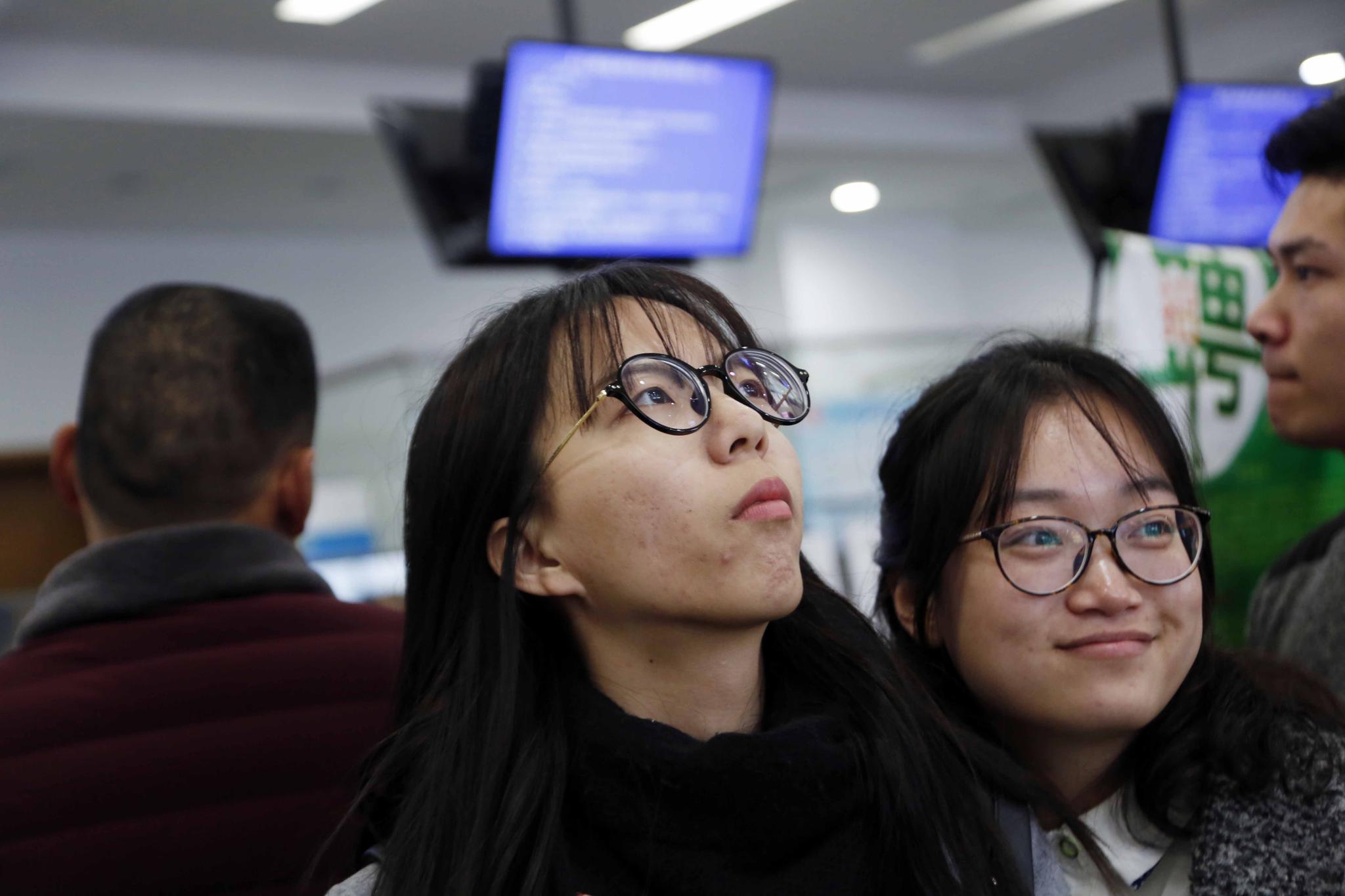 上海自贸区今年首场招聘会火爆 老外也来找工