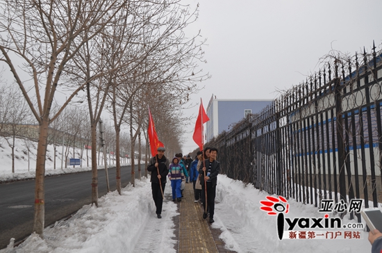 弘扬雷锋精神 感受春风温暖