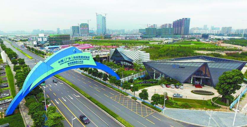 湖南代表委员们为何都聚焦自贸试验区？_新浪新闻