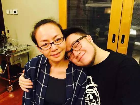 宋丹丹:妈妈以后没有妈妈了~一组照片戳中千万