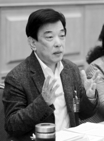 胡子敬:想开网店先要有网络准入证