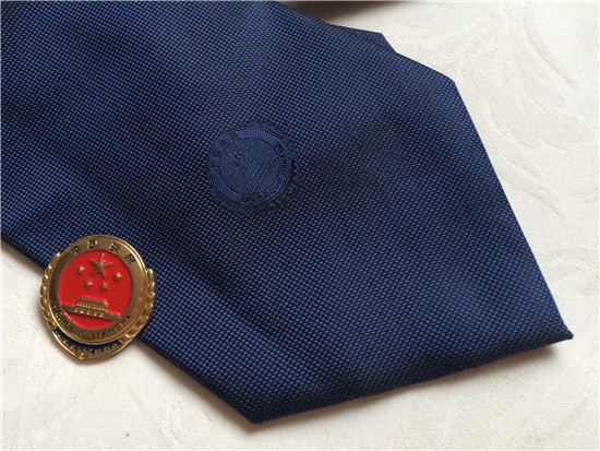 不说惊心动魄的海外追逃,看一个县级检察院如