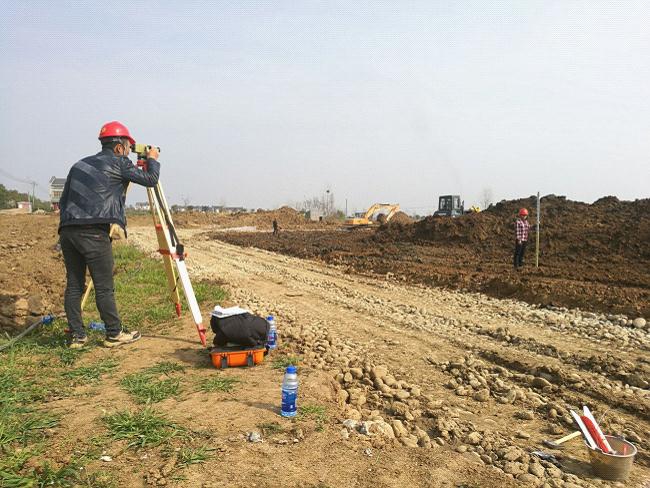 湖北省枝江市审计局跟踪审计政府民生工程