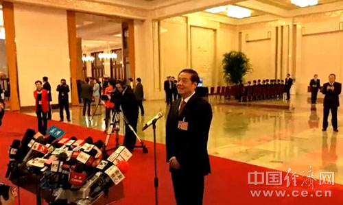 [部长通道]于广洲:外贸开局明显向好 海关要看好