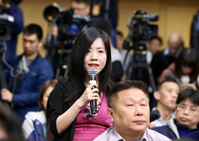 中国证券报记者提问 摄影/本报记者 车亮