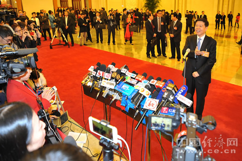 【部长通道】王军:营改增今年加添四大增效剂