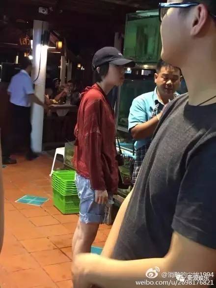 周冬雨窦靖童分手了,周冬雨窦靖童分手了嘛