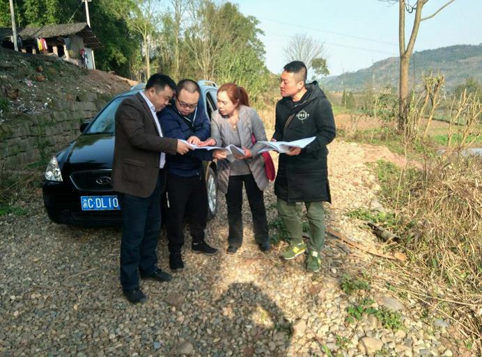 重庆市审计局扶贫审计组扎实推进各项现场取证