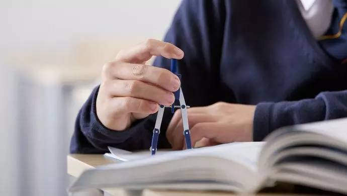 英国取经上海数学课程:砸下4100万英镑,8000所