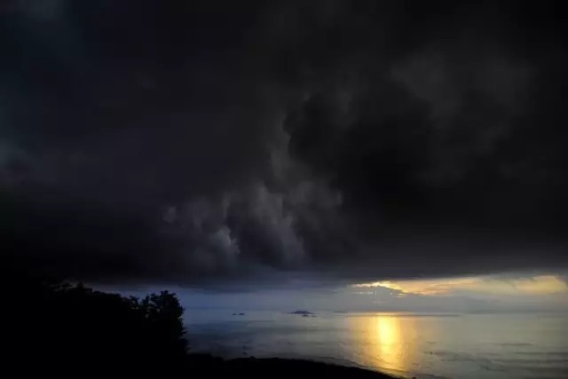 2013年美国1季度gdp_从美联储加息看美国经济走势