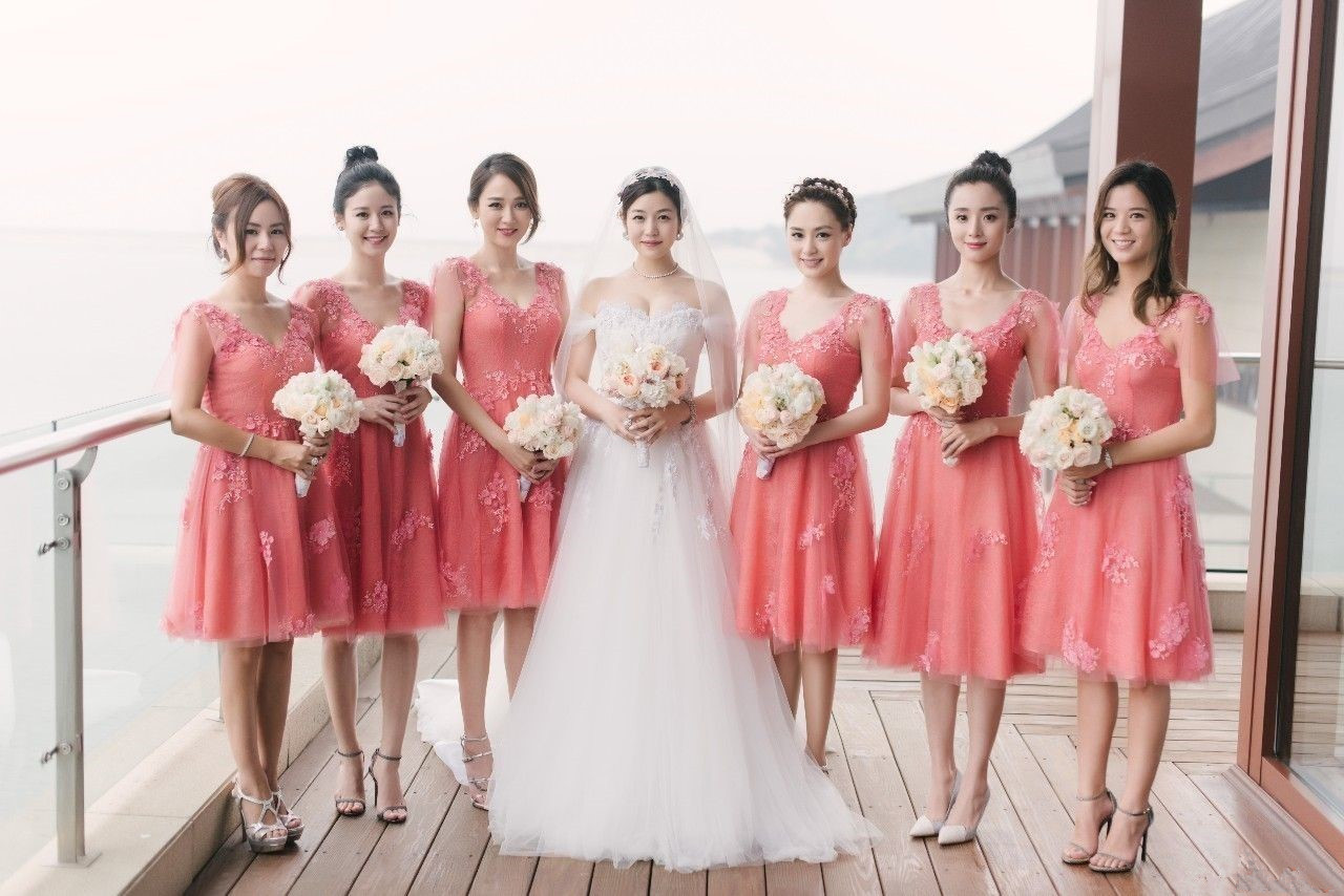 安以轩大婚,陈乔恩再当伴娘,恨嫁不恨嫁跟路人