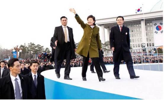 朴槿惠2013年就任韩国总统时曾意气风发。