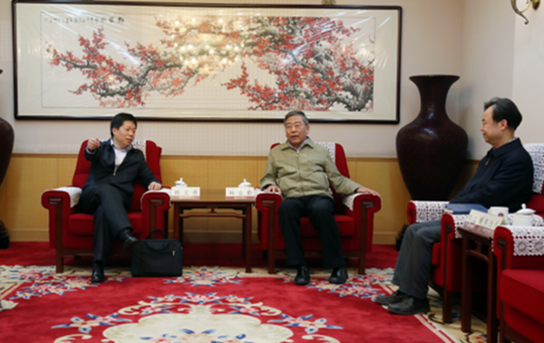 室副主任韩文秀应邀来院解读《政府工作报告》