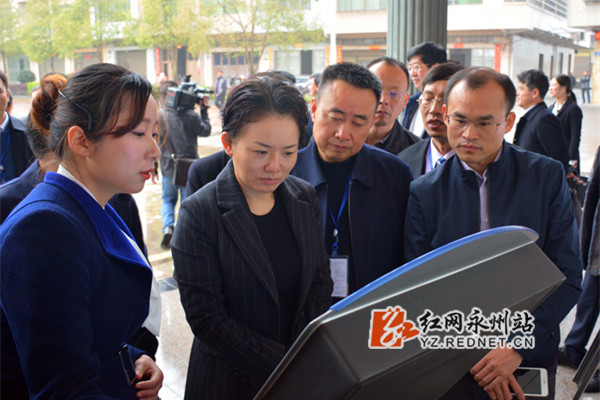 国内新闻 永州市委书记,市人大常委会主任李晖现场察看蓝山县毛俊村