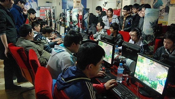 游戏代练收入_游戏代练师玩玩游戏就月入2万？这样的工作喜欢吗