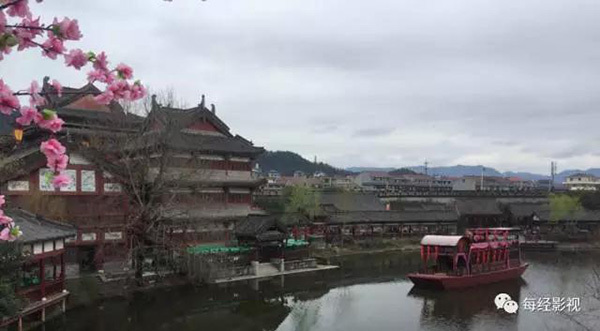 横店人均_横店影视城