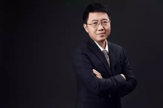 58 同城数据泄露:700 元拿下全国简历;微信上线