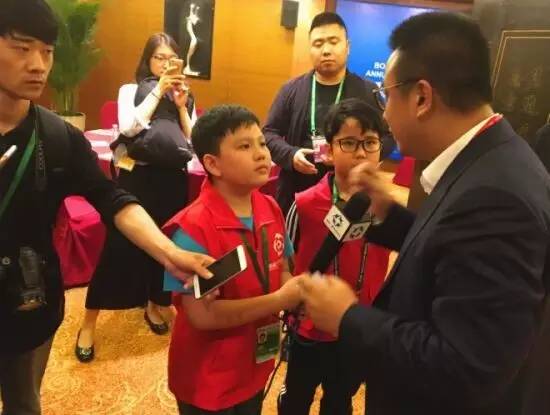 年轻人的创业方向在哪里,博鳌论坛上的张旭豪