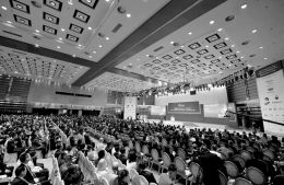 中国未来十年gdp_梁信军深夜请辞！他眼中的中国未来十年是怎样的(2)