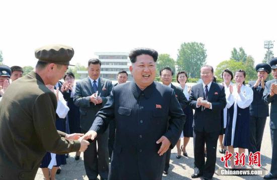 金正恩视察朝鲜西部前线部队:军队要做好战斗准