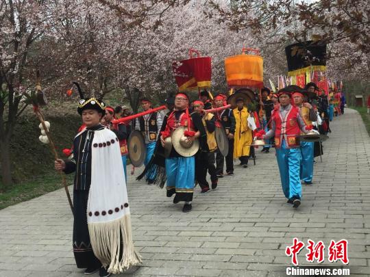 图为祭花神活动。 杨光振 摄