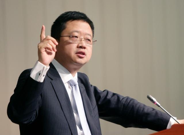 两大高管一夜间同时离职,这家千亿市值的企业