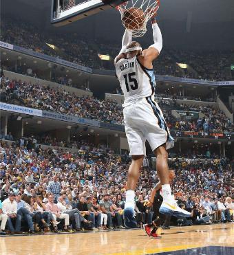 老卡特站立摸高居然超过格里芬 这长臂跳50公