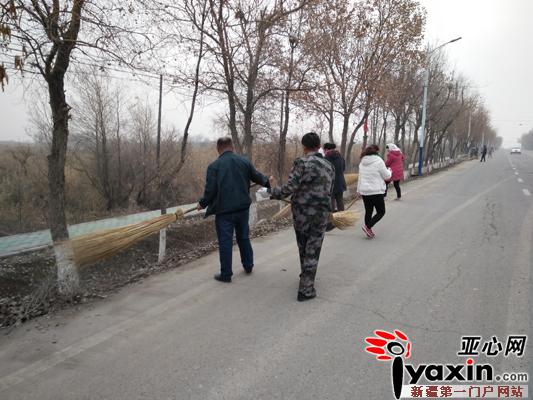 新疆玛纳斯大庙村工作队组织党员开展春季大扫