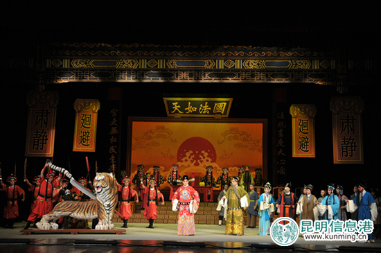 有温度有筋骨 云南省京剧院《天道行》开启全国巡演