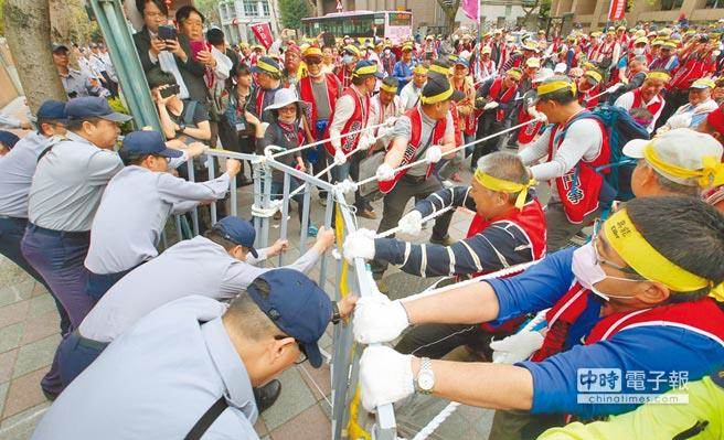欧元集团同意向希腊再次发放28亿欧元“金援”