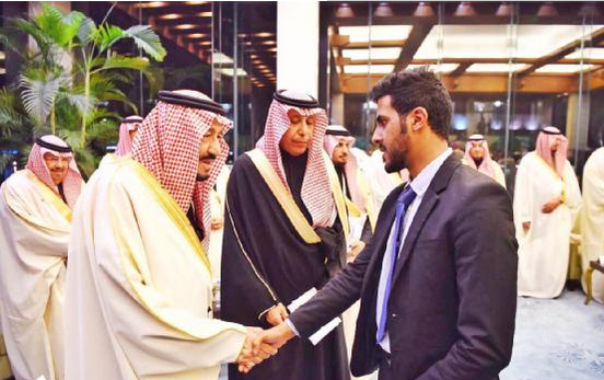 我校3名留学生担任沙特国王萨勒曼访华翻译 (图文)_新浪新闻