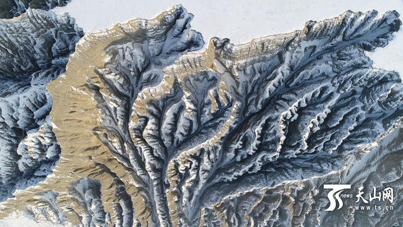 【高清组图】绝美独山子大峡谷航拍|独山子|天