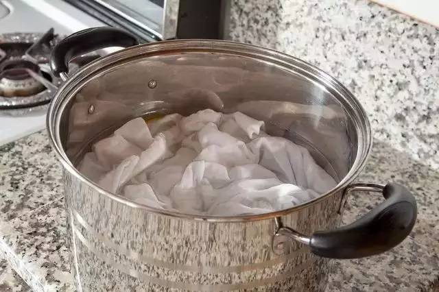 【实用】白衣服发黄千万别扔,只要用点这东西