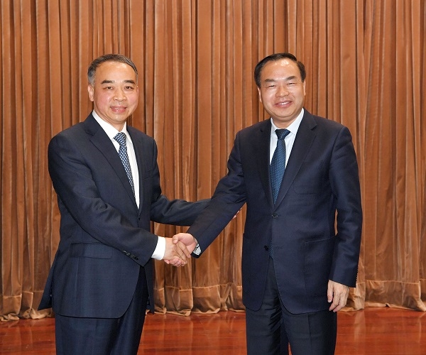 成都市委书记调整 省委书记王东明出席|唐良智|习近平