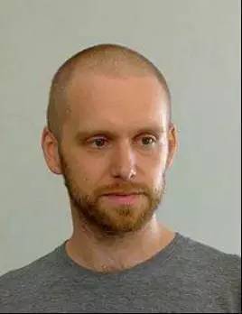 假期福利:年度最佳外国小说先睹为快|被打|蔓