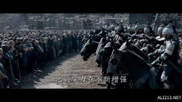 《亚瑟王:斗兽争霸》最新角色海报和预告片公