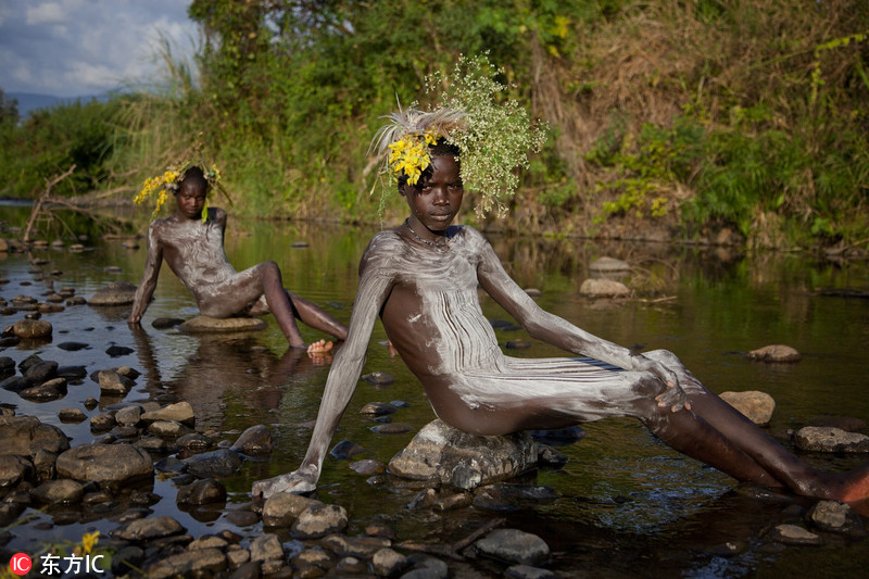 摄影师拍埃塞俄比亚部落肖像展奇特习俗|部落