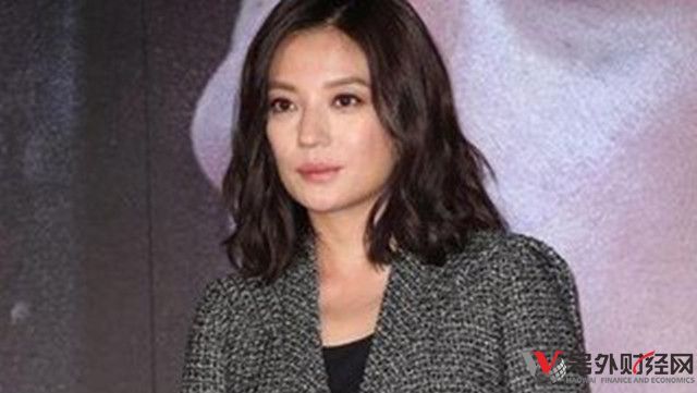 赵薇愚人节闹分手 终止收购万家文化还互不追