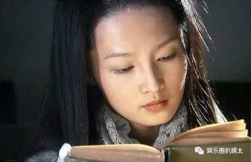 李沁孙怡被指是下一对白百何王珞丹,市场真的