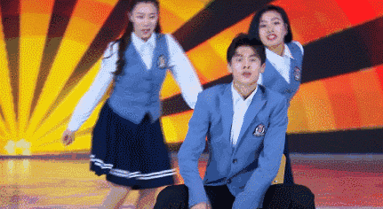 截胡杨紫男友搭档吴世勋 这个新人资源竟这么好!