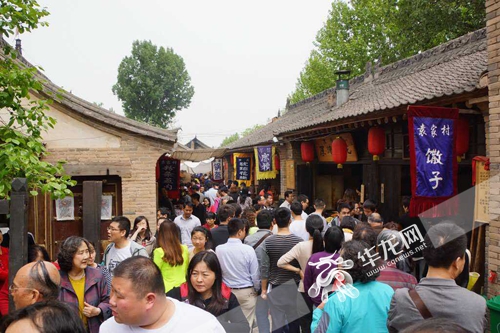 以村子为载体以村民为主体建设关中印象体验地袁家村打造关中民俗文化
