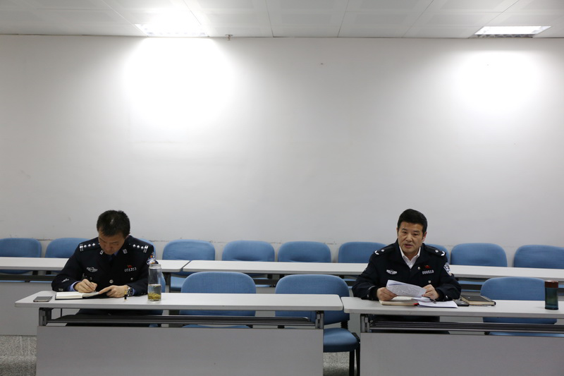 厅直机关党委办公室党支部召开2017年第一季