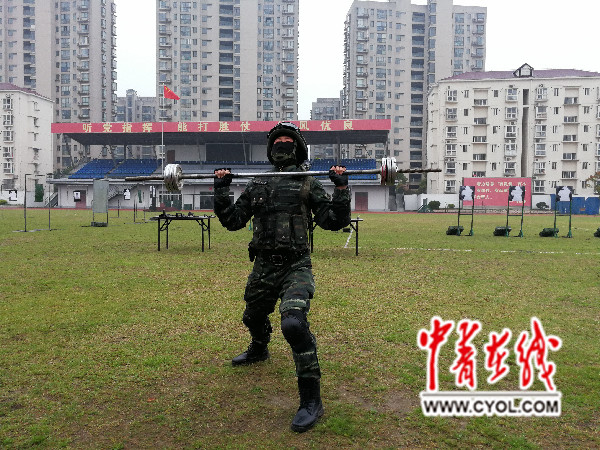 反恐精英的三个英雄标识|武警部队|维稳|新疆