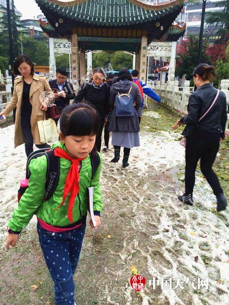 贵州昨夜遭冰雹袭击 冰雹偏爱春季来袭有原因