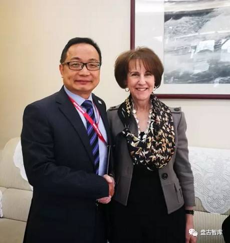 雪珥与美国前贸易代表巴尔舍夫斯基两度会面，盛赞她对中美经贸颇有卓见。