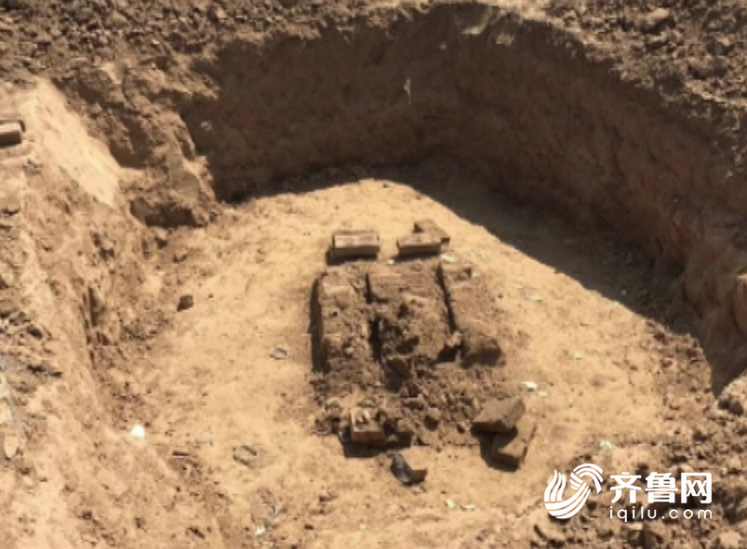 59秒丨寿光惊现神秘古墓墓葬由青砖筑成出土文物近50件