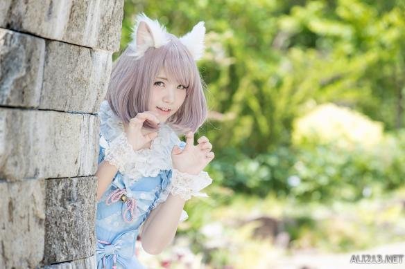 "岛国无下限少女"coser私房照 肉感萌妹兔女郎好诱人