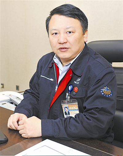 中航工业成都飞机设计研究所副总设计师李屹东。